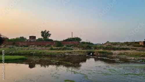 Konstfotografi a Sunset view of nala dake at kala shah kako punjab pakistan