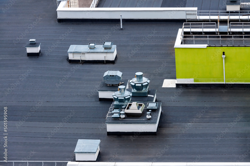 Φωτογραφία Flat black roof with air conditioners top modern apartment house building exterior mixed-use urban multi-family residential district area development