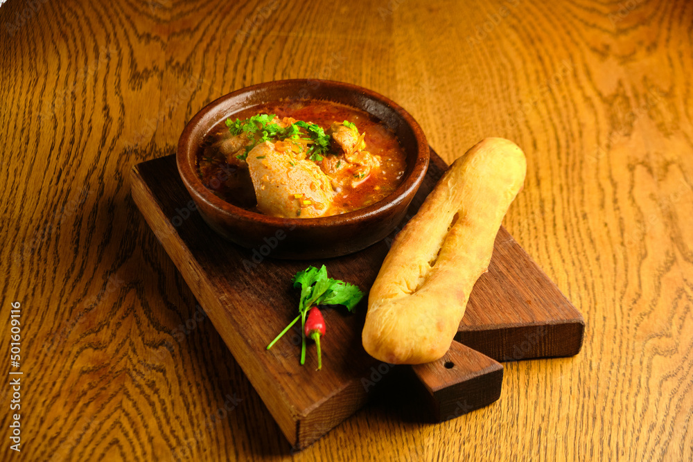 Butadon, Japanese rice bowl dish consisting of bowl of rice topped with