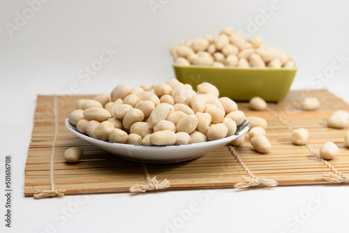 peanut