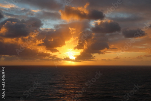 Fotografiet Sunset in Byron Bay near lighthouse.