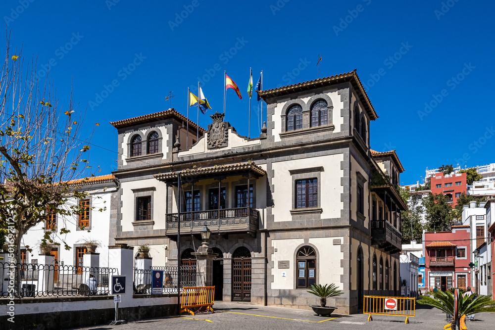 Naklejka premium Teror at Gran Canaria, Spain. A beautiful traditional town with colorful houses with wooden balconies