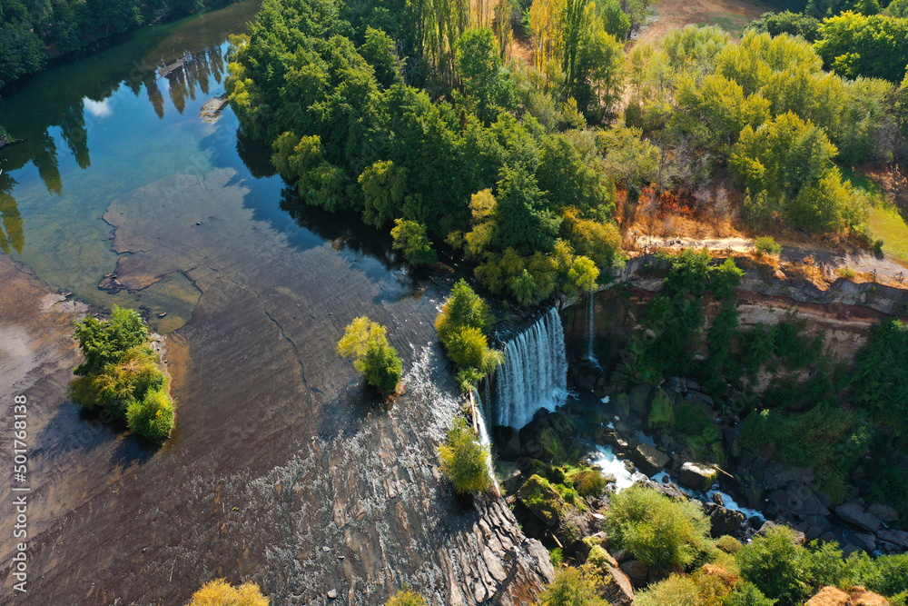Laja Fälle in Chile aus der Luft | Luftbildaufnahmen von den Laja Falls in Chile Laja Fälle in Chile aus der Luft | Luftbildaufnahmen von den Laja Falls in Chile