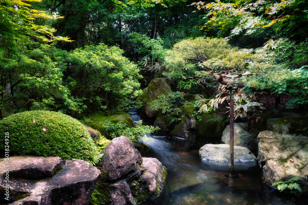 和風庭園 Images – Browse 4,281 Stock Photos, Vectors, and Video
