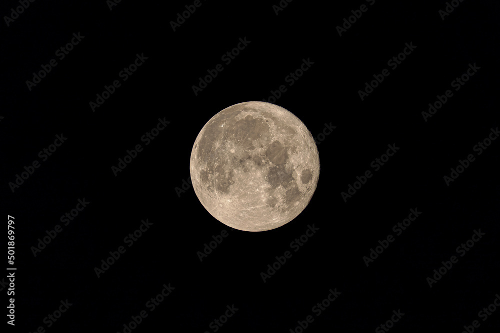 Obraz premium Full moon over Juist, East Frisian Islands, Germany.