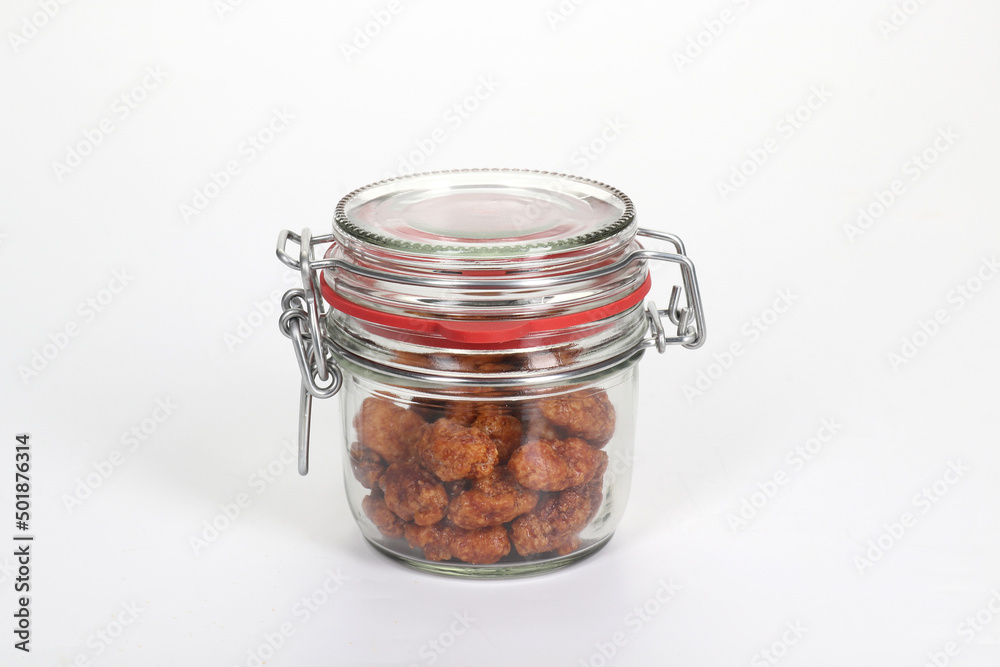 Einmachgläser mit Füllung