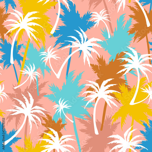 Abstract palm trees seamless summer pattern © AineGing