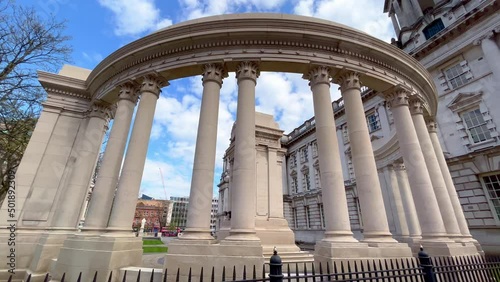 Belfast City Hall in the city center photo