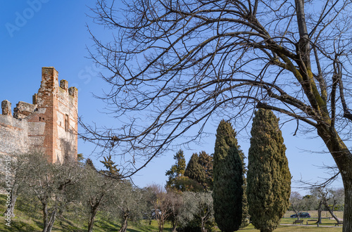 Lake Garda, nature, history and architecture