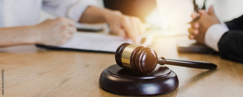 Εκτύπωση καμβά lawyer advisor advice justice customer people