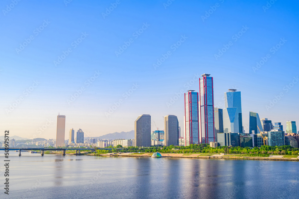 Naklejka premium Skyscrapers in Yeouido, Han River, Seoul, taken in the morning