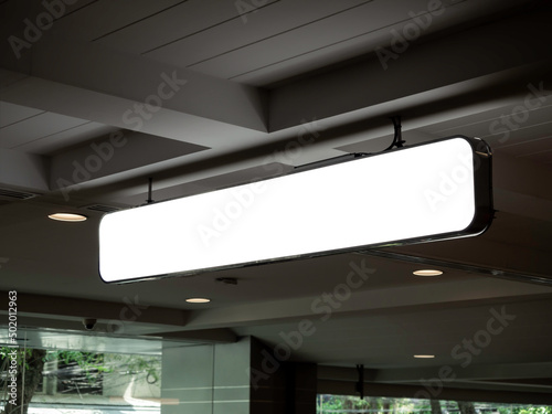 Εκτύπωση καμβά Hanging lightbox with blank space