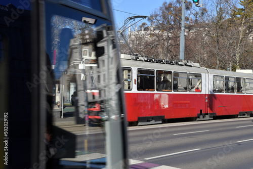 Eine Straßenbahn in Wien, Österreich, Europa photo