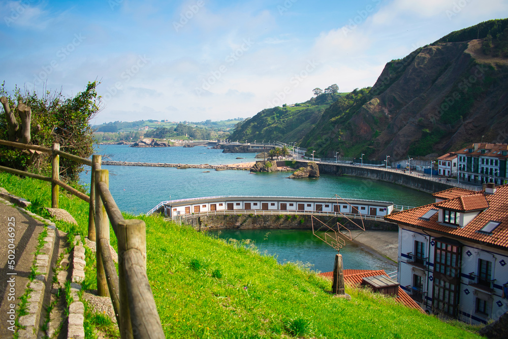 Naklejka premium Paseo marítimo de Candas, Candás, Asturias, España, Spain