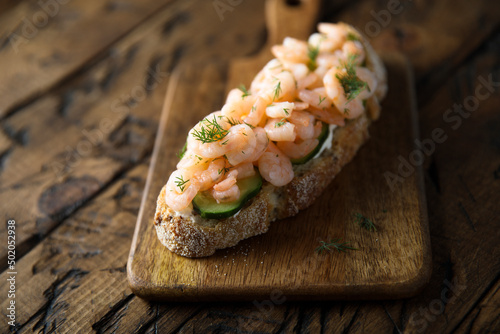 Shrimp toast with cucumber and cream cheese