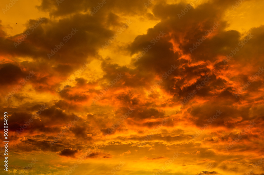 yellow clouds in the sky, summer sunset