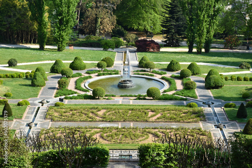 Fontana nel giardino di Villa Toepliz, Varese, Italia