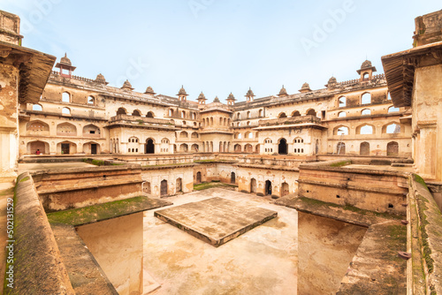Obraz na płótnie The Republic of India is the seventh largest country in the world by area and, with over a billion people, is second only to China in population w salonie