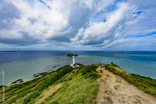 青い海と灯台　平久保崎　石垣島　沖縄