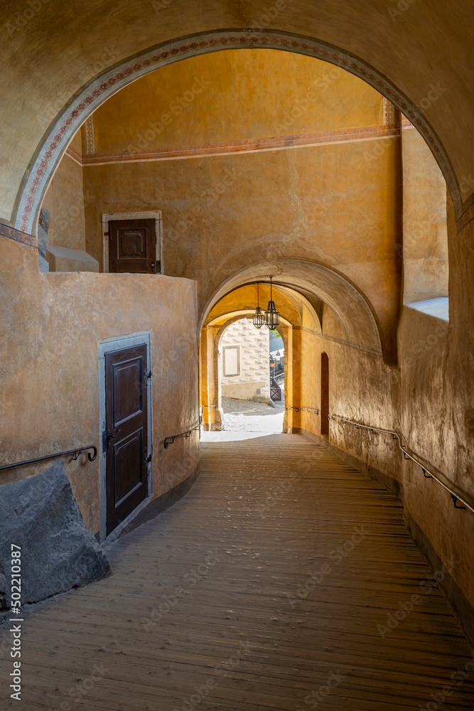 Public passage through castle in Cesky Krumlov