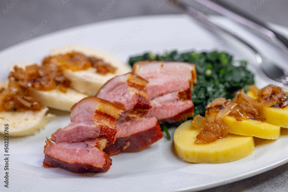 smoked flank with potato and bread dumplings and spinach smoked flank with potato and bread dumplings and spinach
