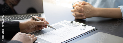 фотографія Approving and signing contracts concept, New employees are approved to work in the stock market and have signed contracts with major executives