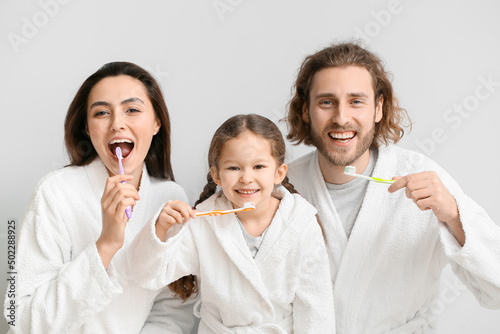 Little girl with her parent...
