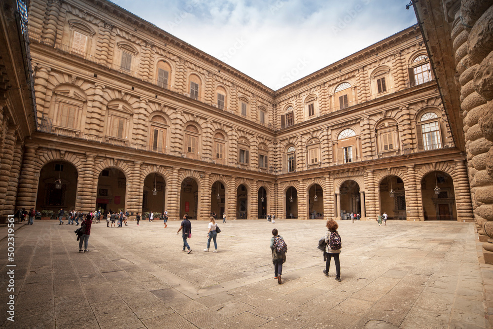 Italia, Toscana, Firenze, il cortile di Palazzo Pitti.