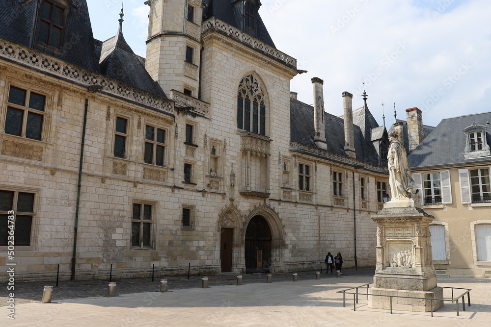 Le palais Jacques Coeur, vue de l'extérieur, ville de Bourges, département du Cher, France