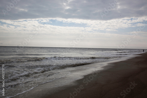 Fototapeta Naklejka Na Ścianę i Meble -  At the beach on an overcast day