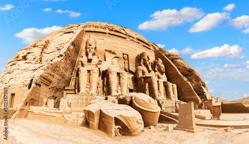 Obraz na płótnie The Great Temple of Ramesses II, Abu Simbel panorama, Nubia, Egypt w salonie