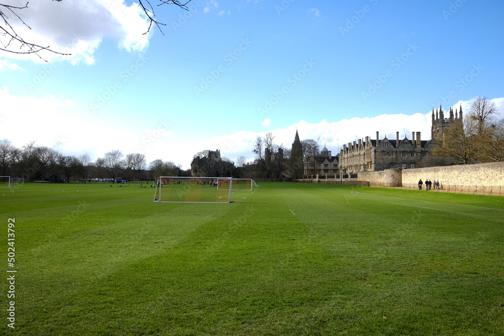 Fototapeta premium A green British park in Oxford city