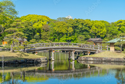 東京都中央区　浜離宮恩賜庭園　日本庭園　潮入の池の橋