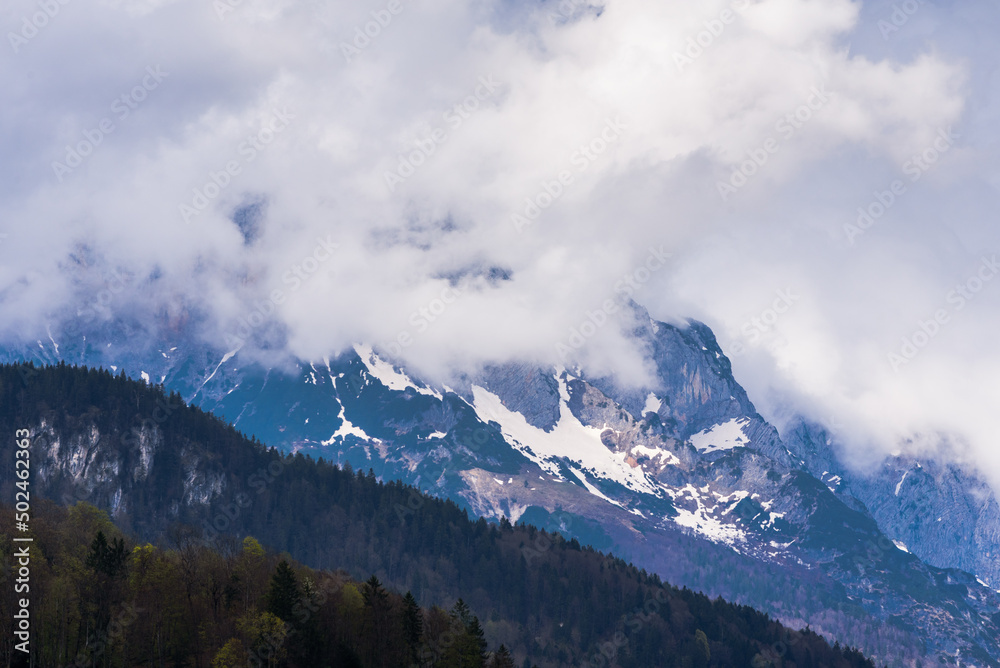 Unterberg in Wolken über Berchtesgaden