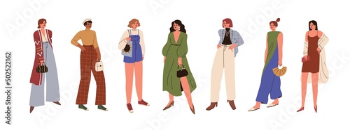 Foto Stylish women wearing fashion clothes set