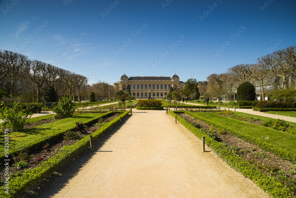 view of the botanical garden in Paris