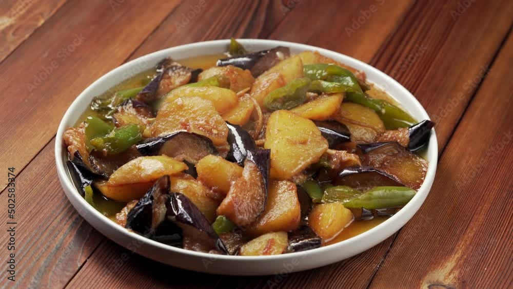 Traditional Northeastern Cuisine-Di Sanxian Cooking Process and Side Dishes Traditional Northeastern Cuisine-Di Sanxian Cooking Process and Side Dishes