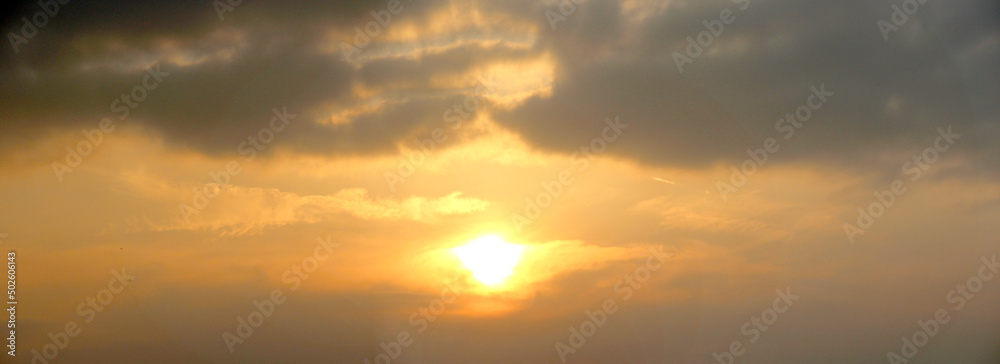 Naklejka premium sunset in the sky