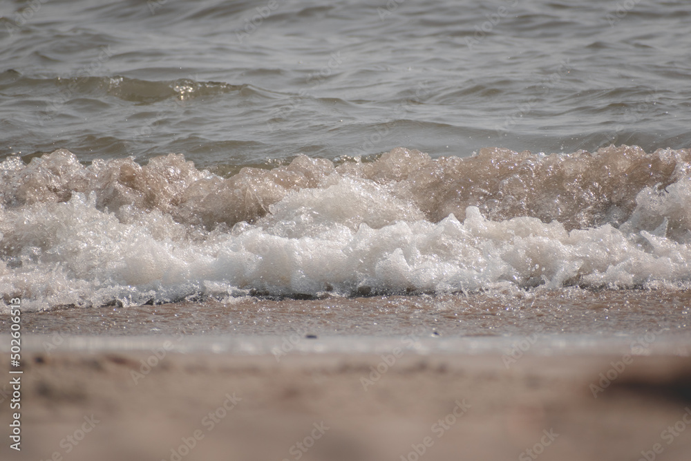 Ocean wave pushing towards the shore Ocean wave pushing towards the shore