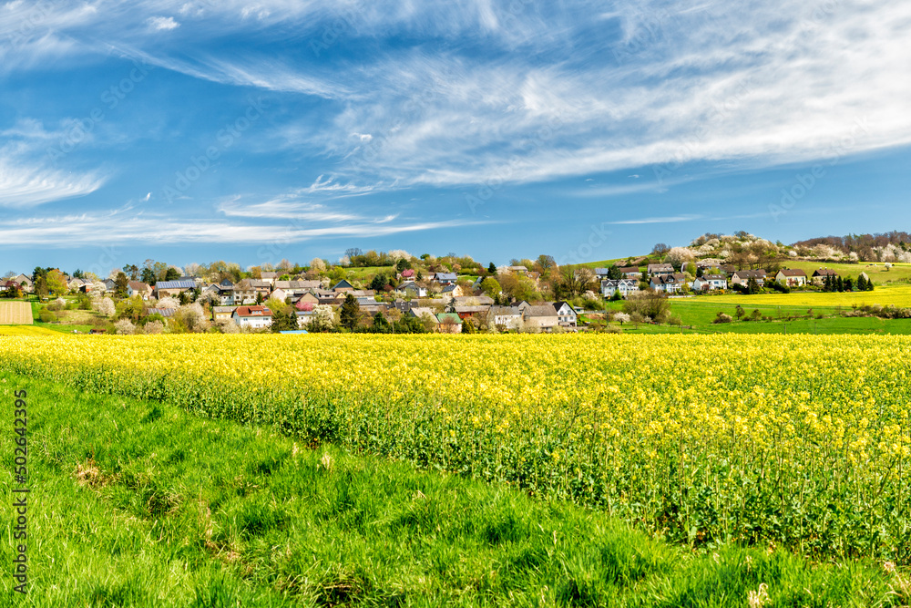 Blick auf Roth im Taunus oberhalb von Hasenbachtal und Dörsbachtal, 