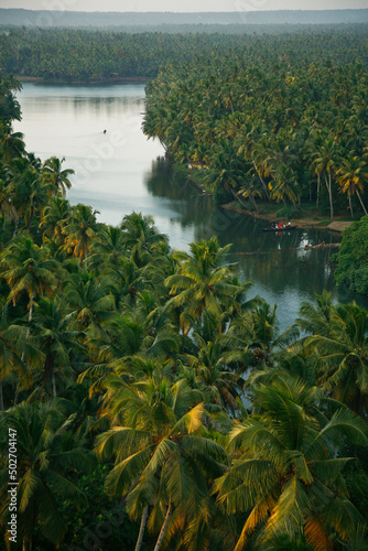 Fotografi backwaters in alleppey, kerala