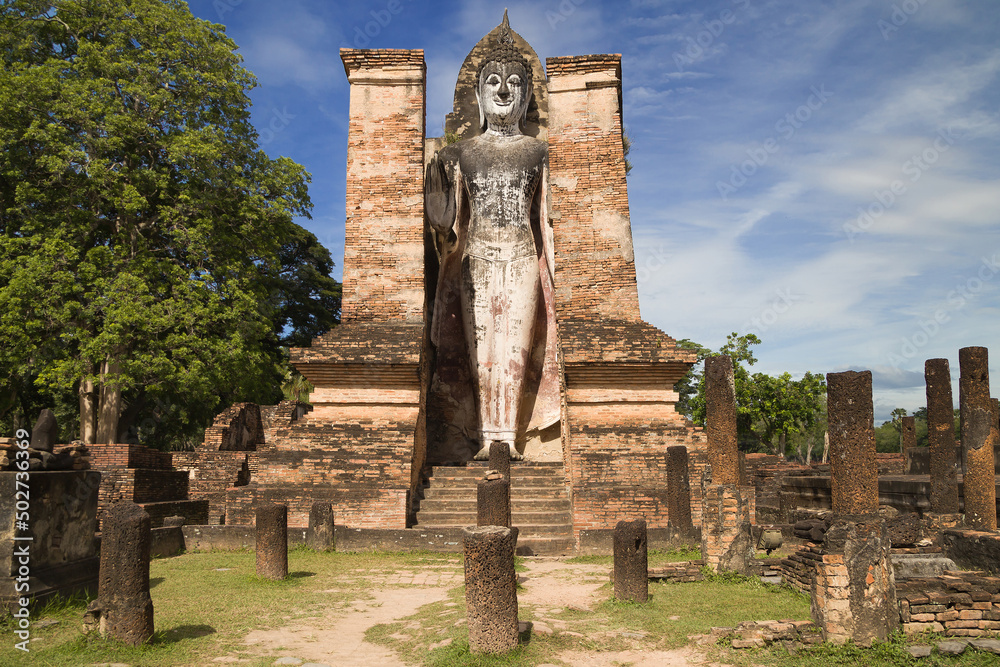 Phra Attharot at Wat Mahathat in Sukhothai, Thailand