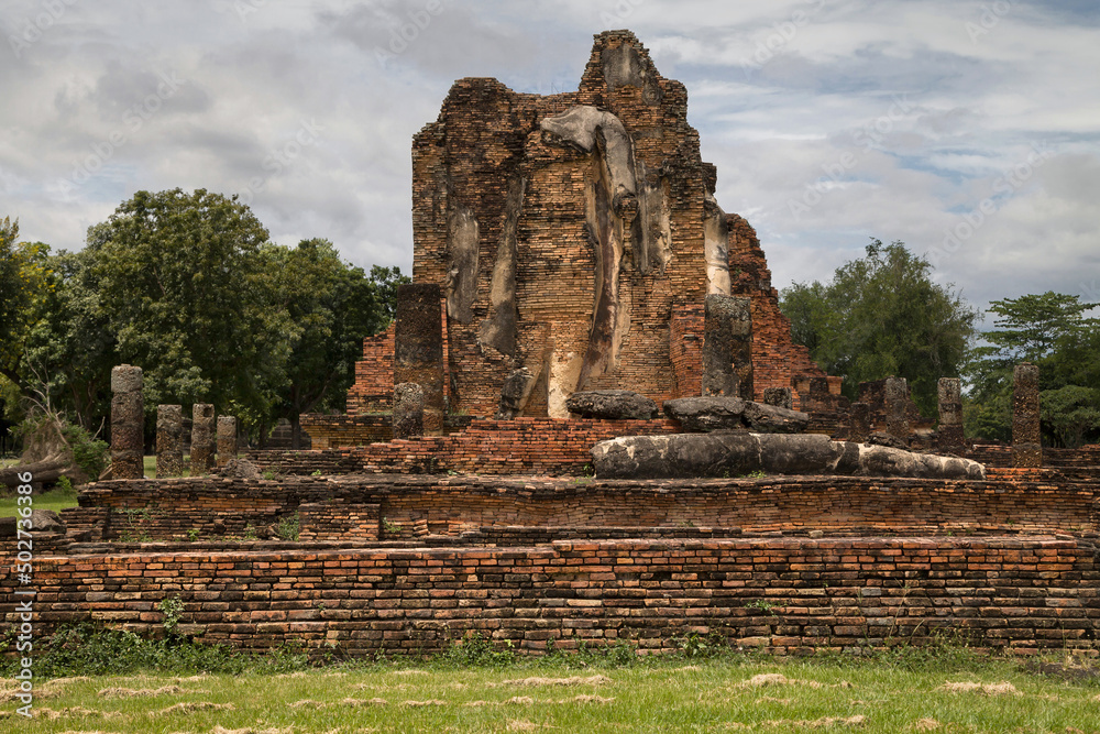 Ruins of the Mondop of Wat Phra Phai Luang, Sukhothai, Thailand