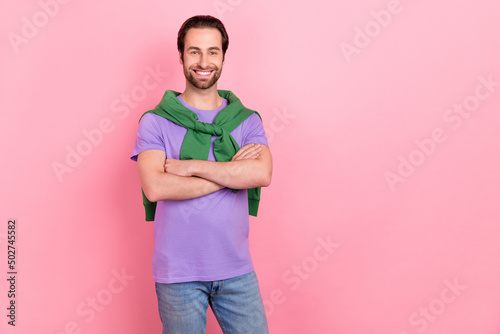 Photo of cool millennial beard man crossed arms wear t-shirt pullover jeans isolated on pink color background