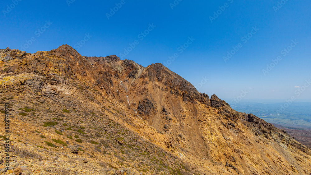 那須連山　朝日岳　岩壁