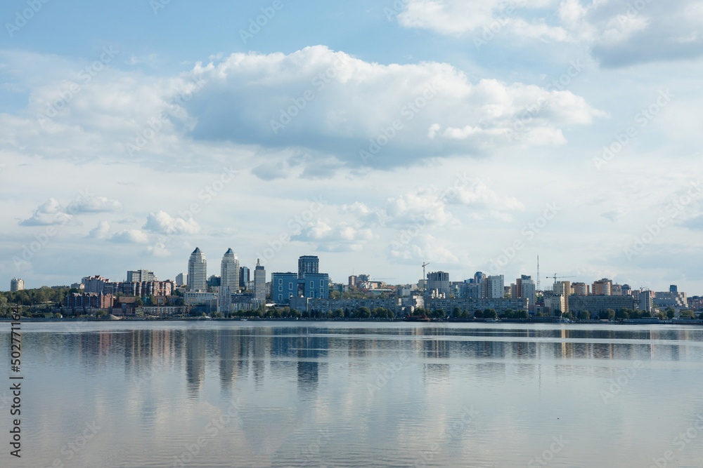 Naklejka premium city ​​dnieper river panoramic view dnepropetrovsk
