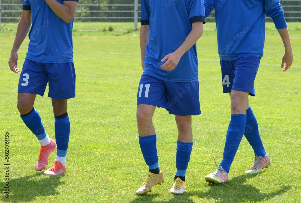 les joueurs de football à l'entrainement les joueurs de football à l'entrainement