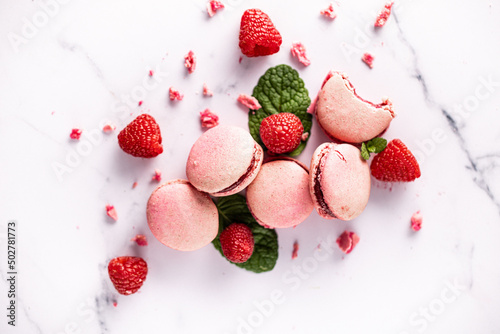 Obraz na plátně Macarons framboise