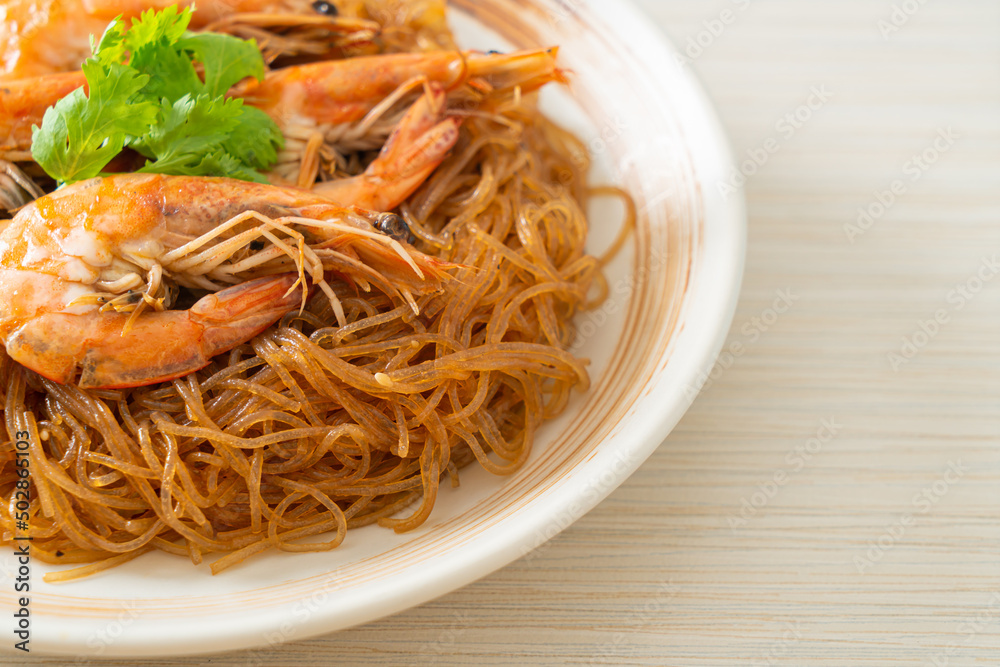 Casseroled or Baked Shrimp with Glass Noodles Casseroled or Baked Shrimp with Glass Noodles