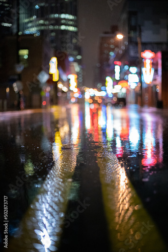 Tablou pe pânză Rainy NightCity Street